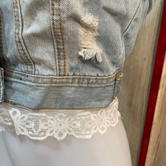 Denim vest small - Picture 6 of 8